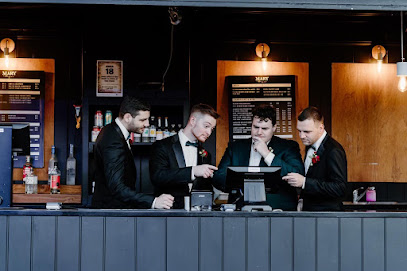 Suit Society, Brisbane